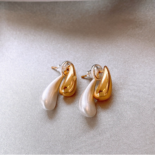 Pearl & Gold Drop Earrings with Unique Design (One Pair)